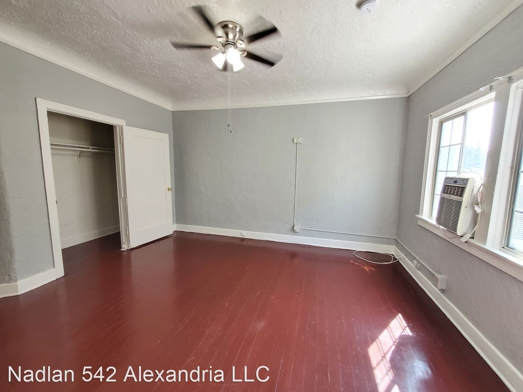 542 N. Alexandria - Photo 3