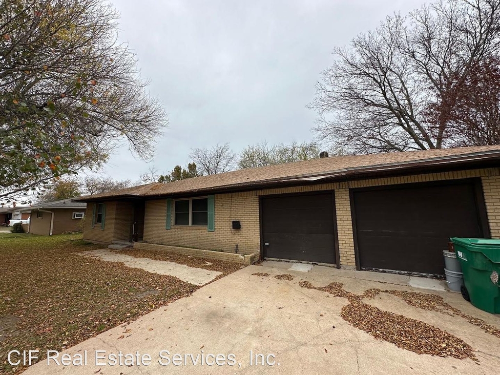 110 San Benito Drive - Photo 1