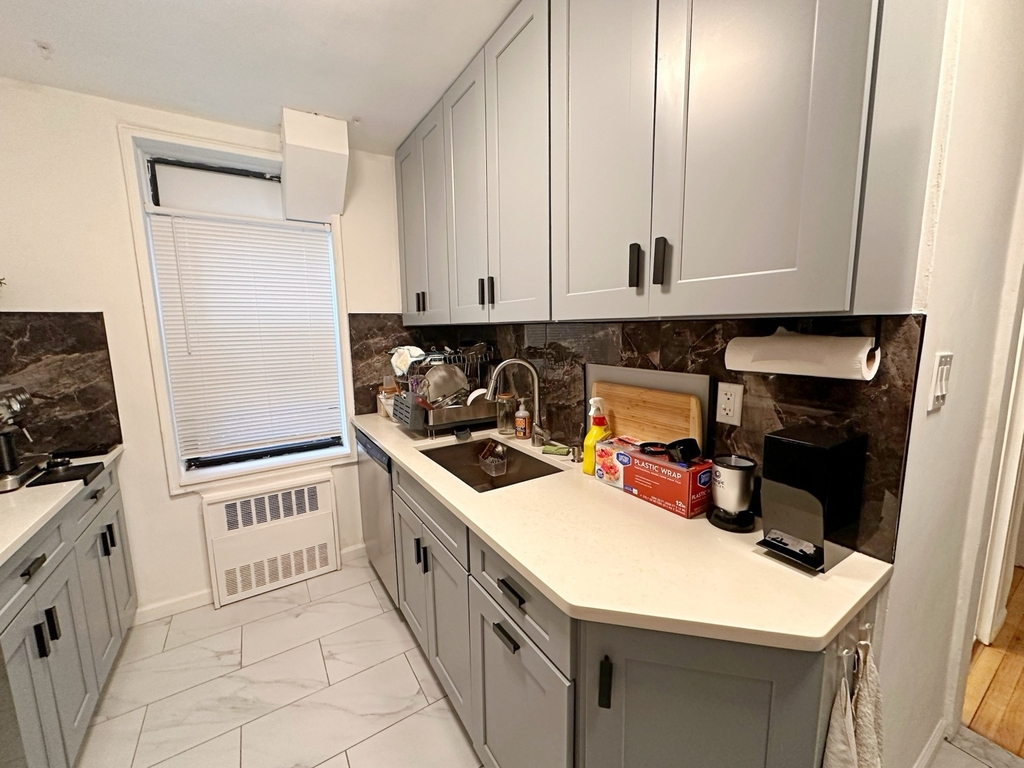 149 Marine Avenue - Photo 9