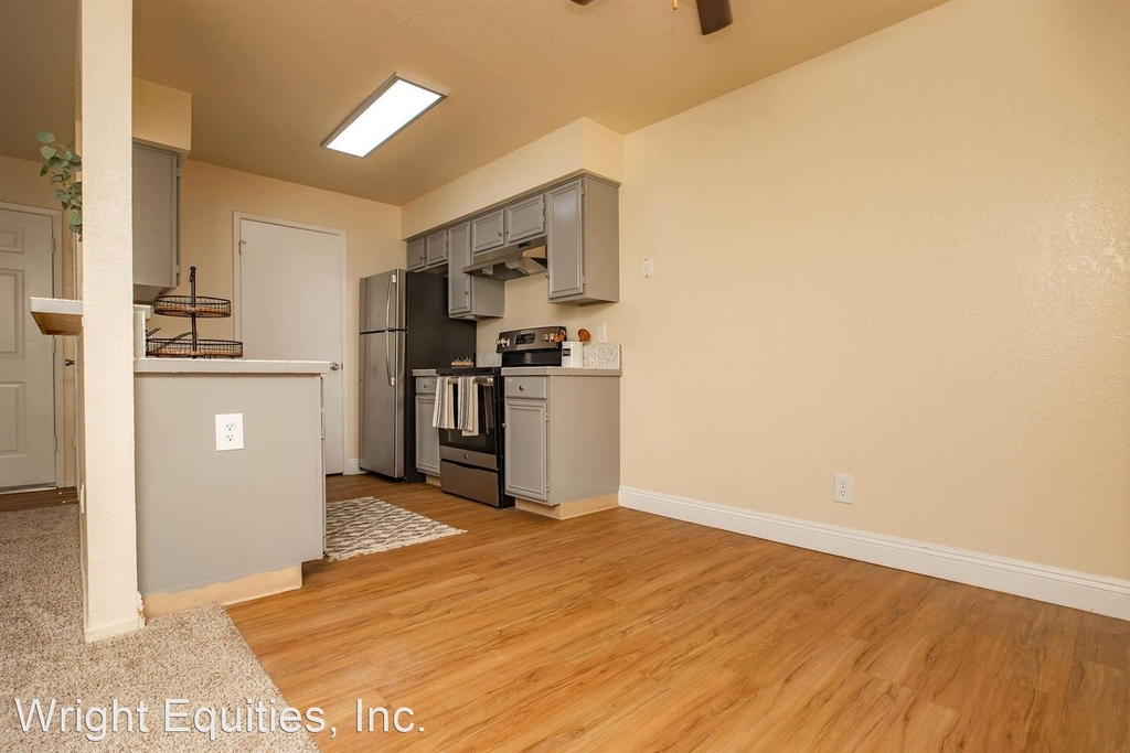 373 W Nees Ave. - Photo 30