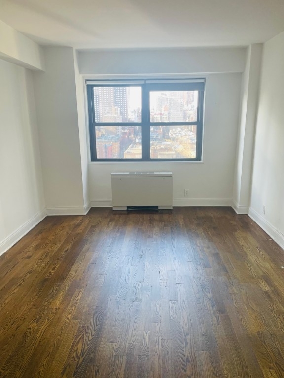 401 East 88th Street - Photo 3