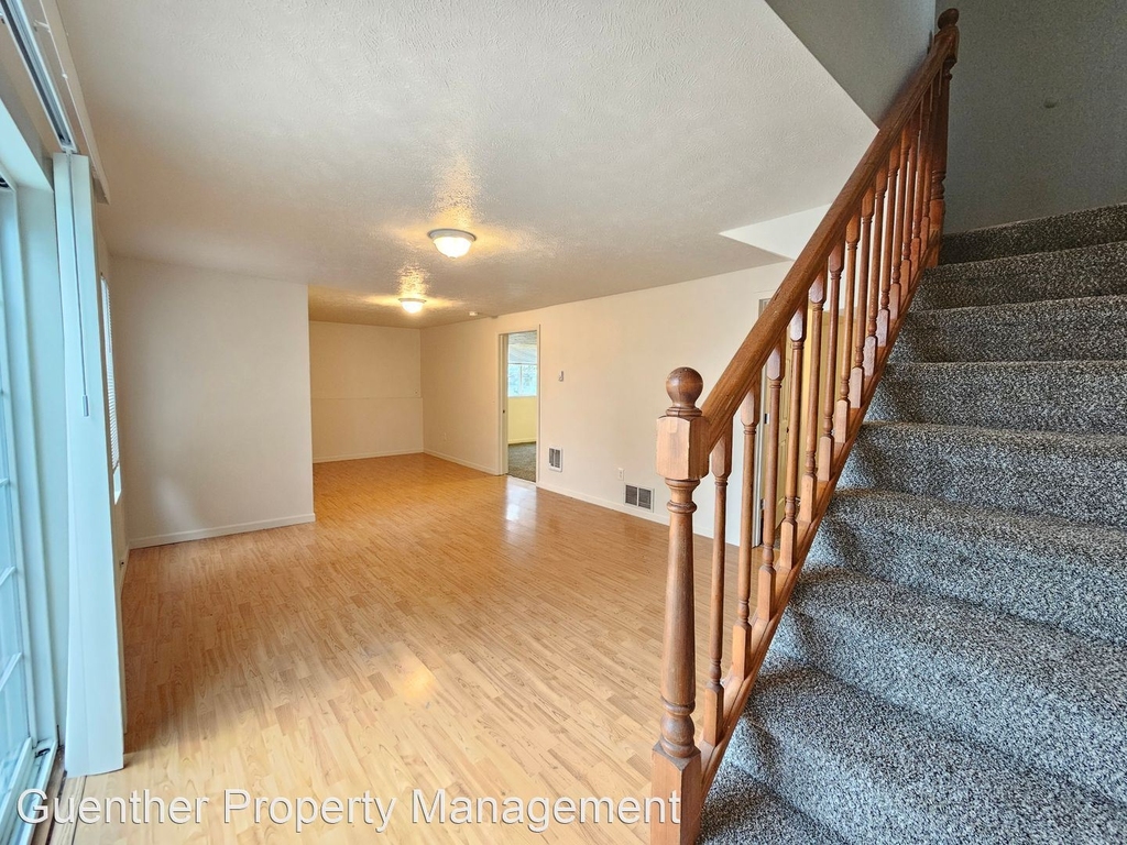 5916 N. Loma Dr. - Photo 18