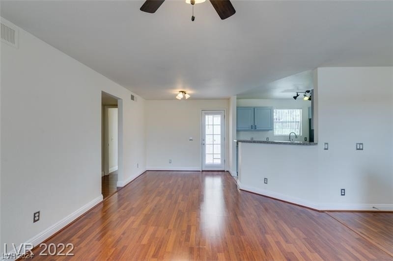 2801 N Rainbow Boulevard - Photo 4