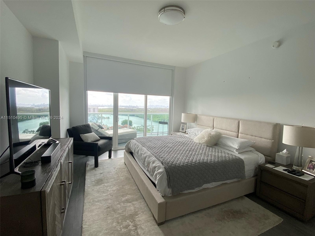 400 Sunny Isles Blvd - Photo 10