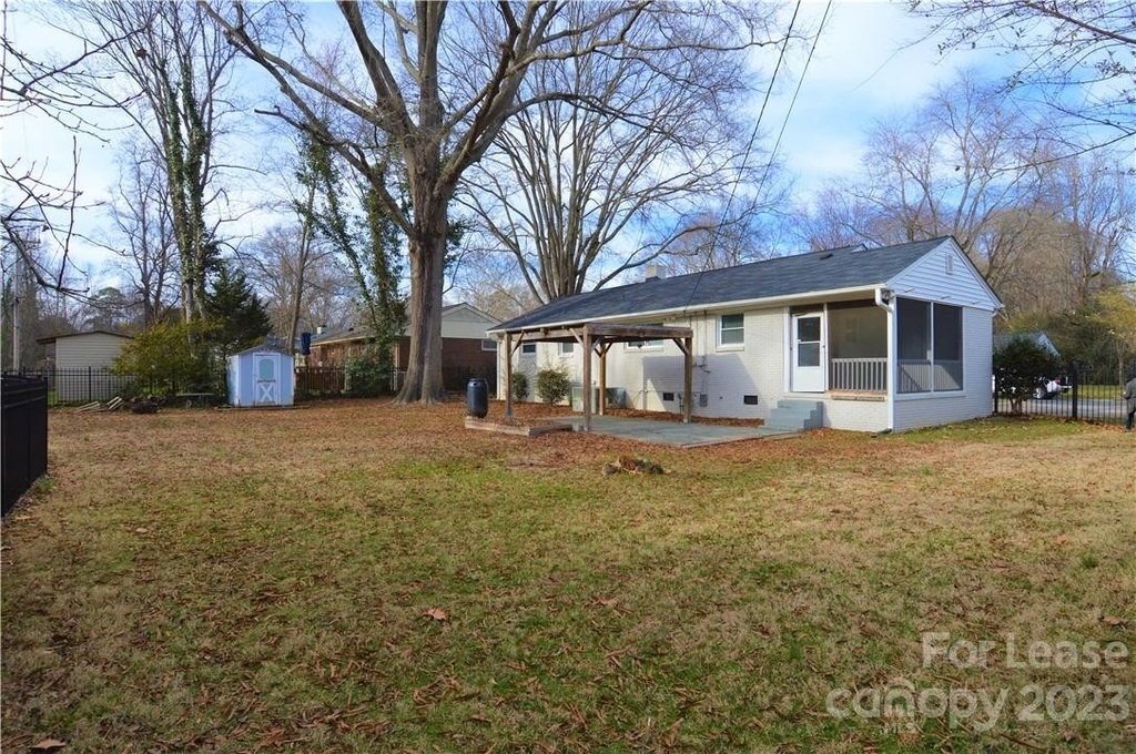 1020 Montford Drive - Photo 22