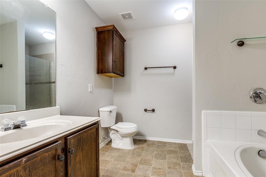 1405 Ash Street - Photo 9