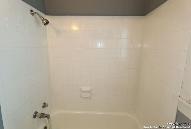 218 Claremont Ave - Photo 11