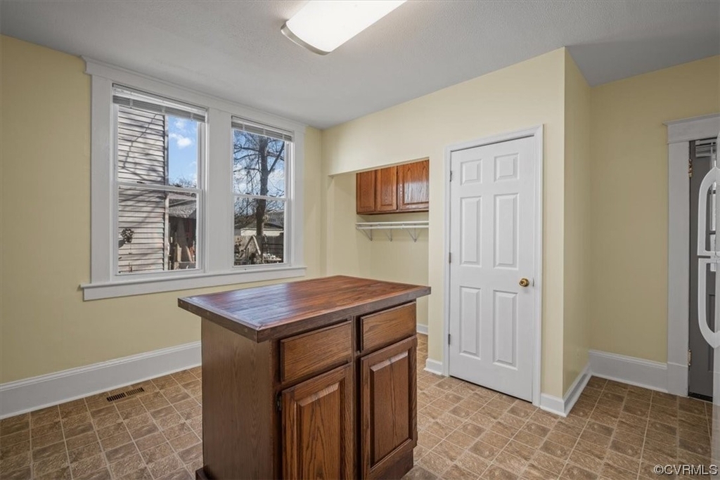 235 Lafayette Avenue - Photo 12