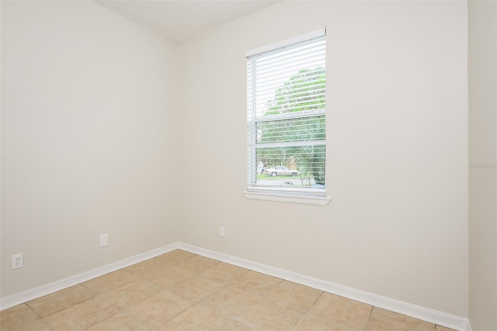 1319 S Persimmon Avenue - Photo 12