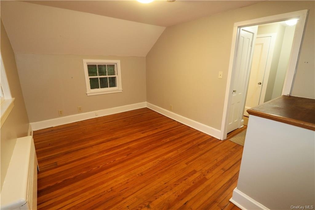 162 W Hartsdale Avenue - Photo 9