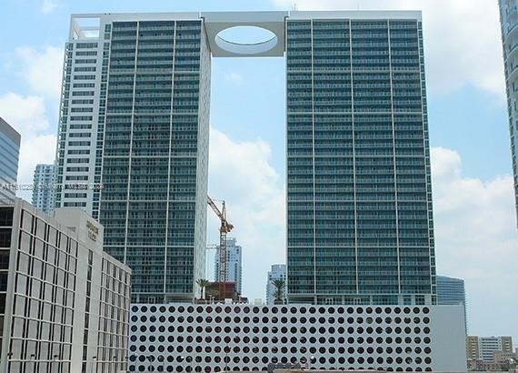 500 Brickell Av - Photo 18