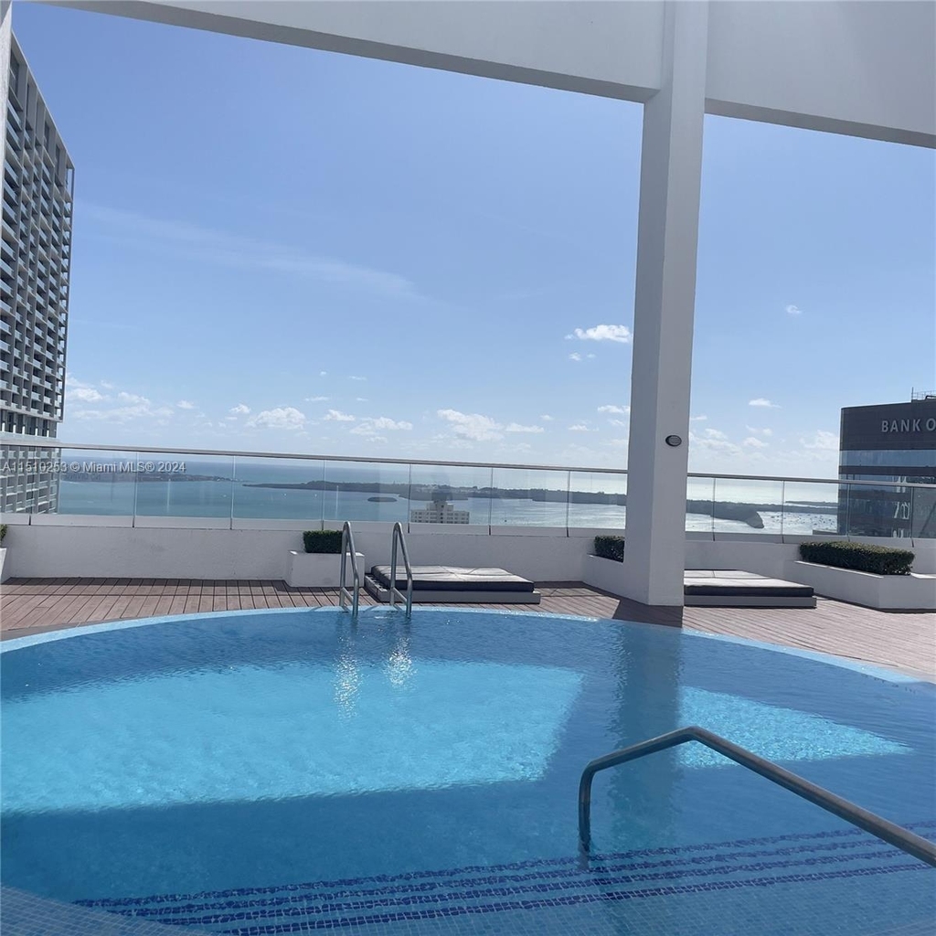 500 Brickell Av - Photo 31