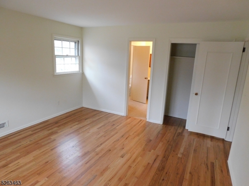 145 Robbins Ave - Photo 24