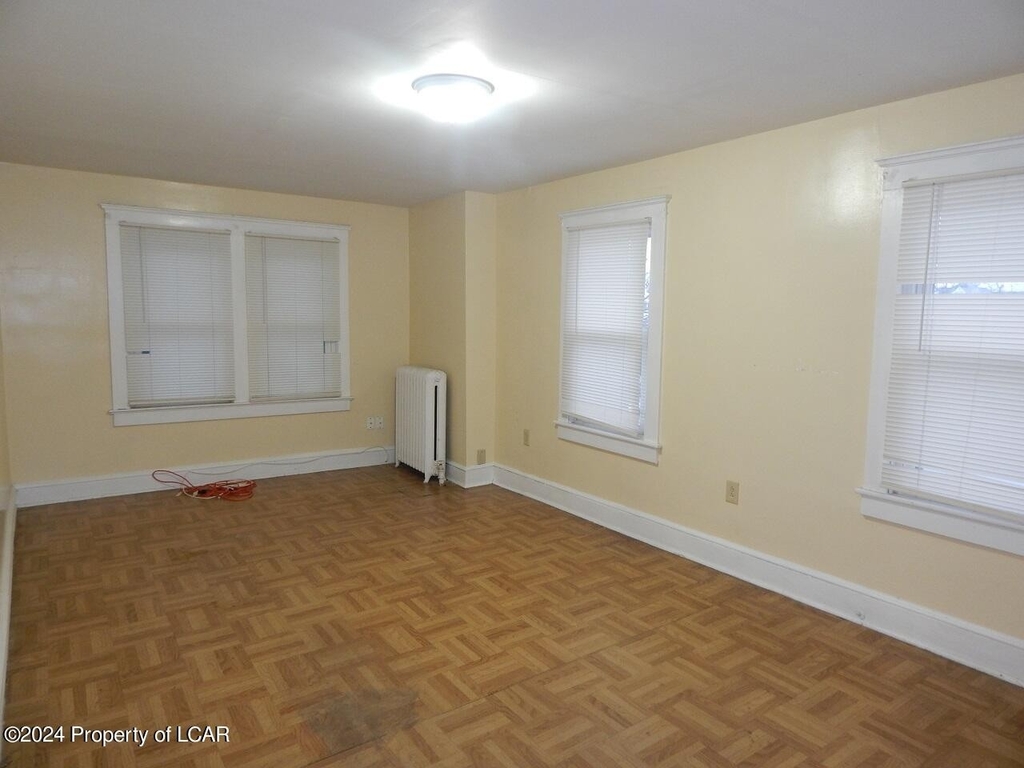 459 Wyoming Avenue - Photo 6