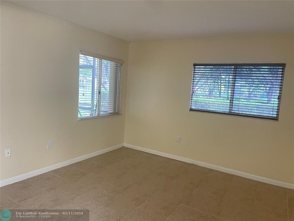 1651 Sw 127th Ave - Photo 5