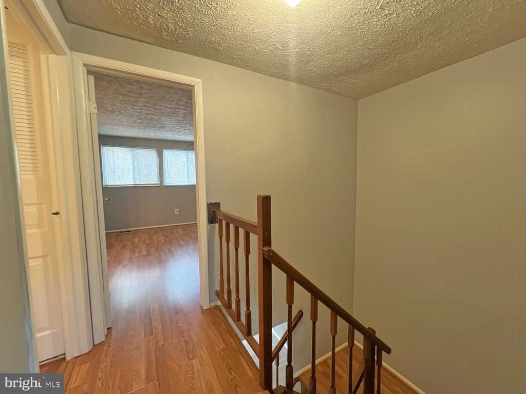 8104 Willowdale Court - Photo 15