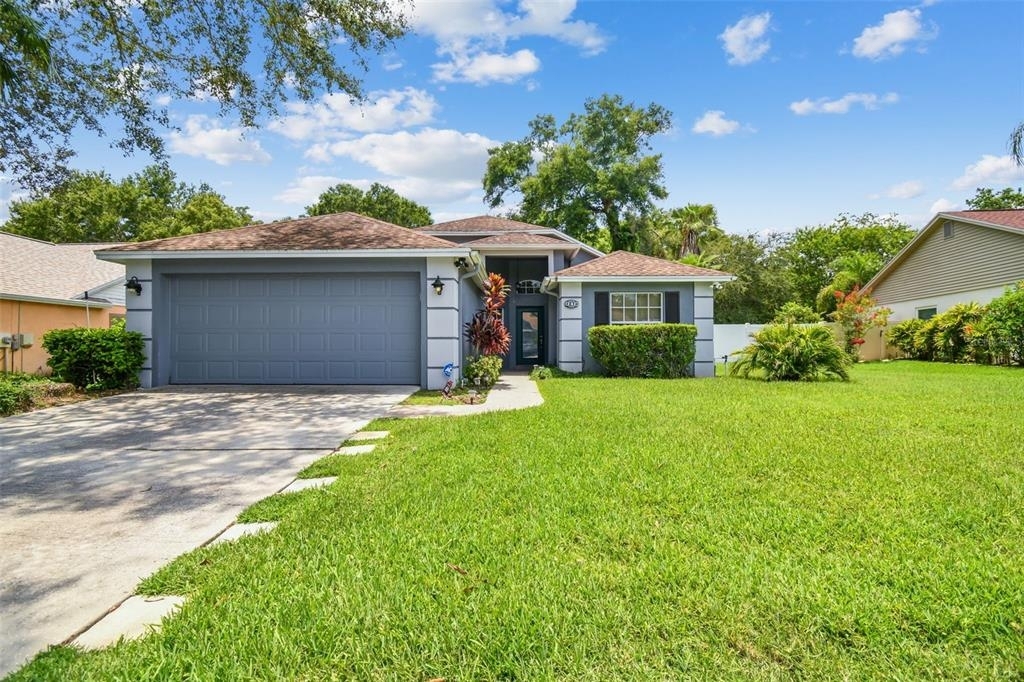 3018 Sprawling Oaks Place - Photo 1