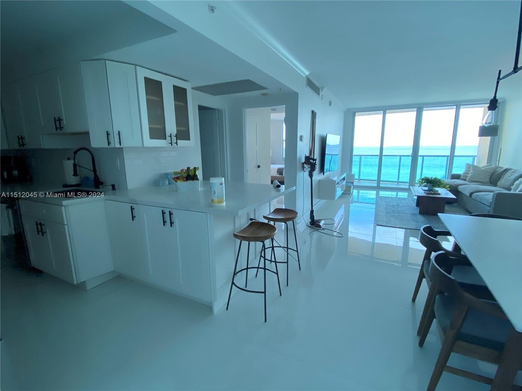 2501 S Ocean Dr - Photo 4