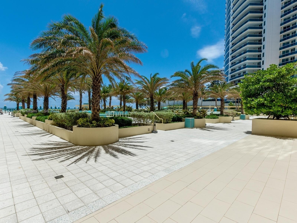 2501 S Ocean Dr - Photo 18