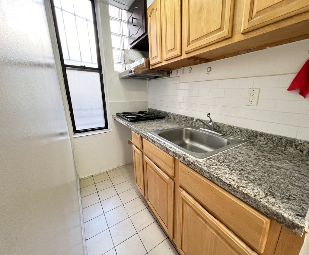 83 Eldridge Street - Photo 2