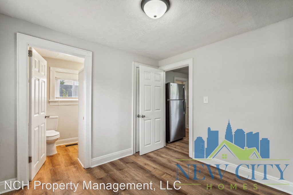 1301 W Rich St - Photo 8