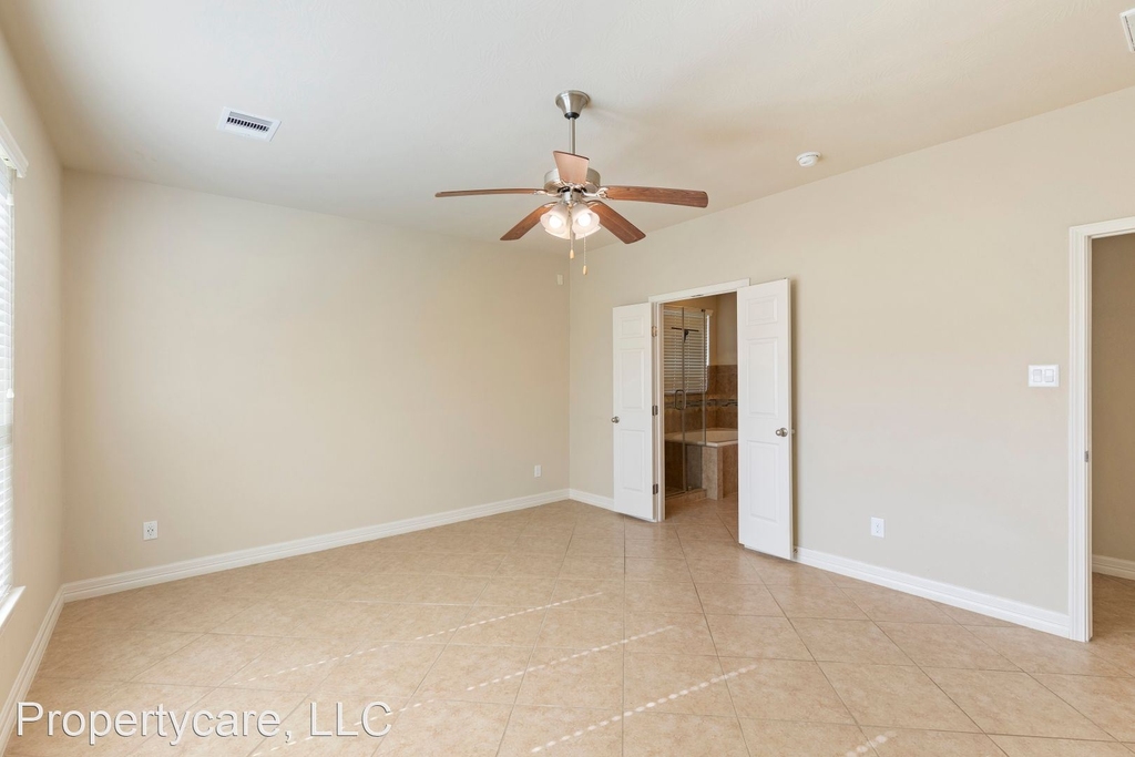 6211 Borg Breakpoint Dr. - Photo 10