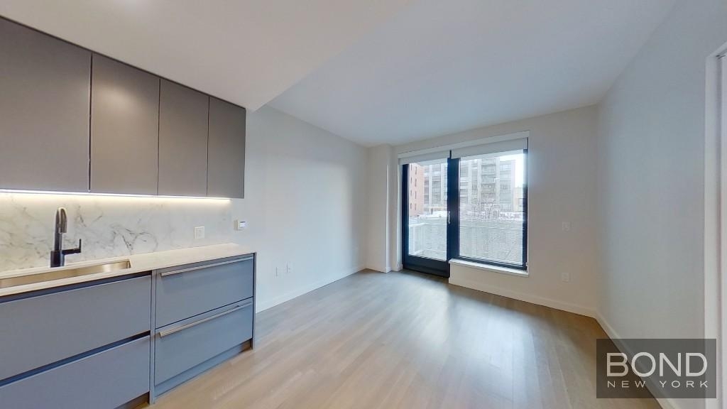 515 East 86th Street - Photo 10