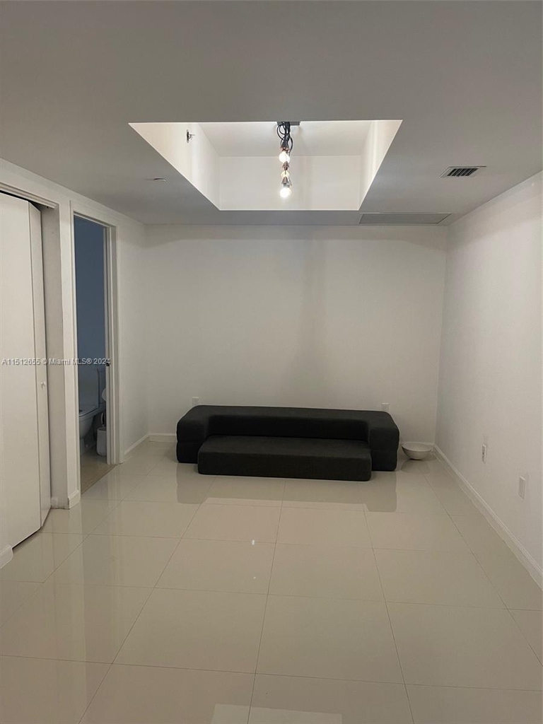 465 Brickell Ave - Photo 7