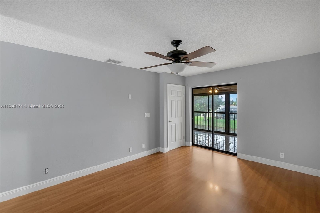 3763 Cocoplum Cir - Photo 5