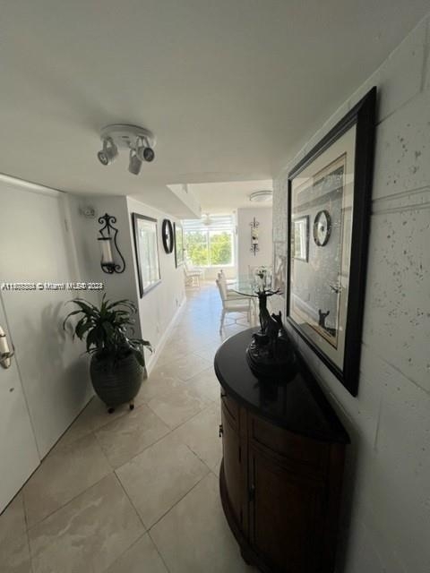 609 Ocean Dr - Photo 12