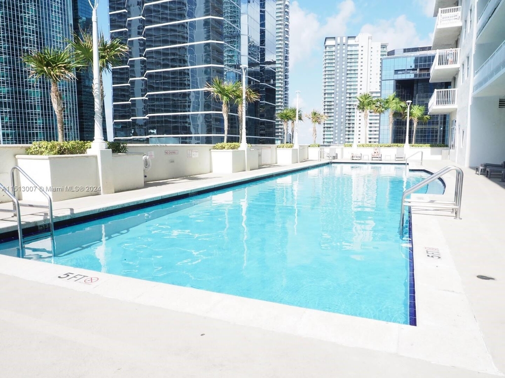 1200 Brickell Bay Dr - Photo 22