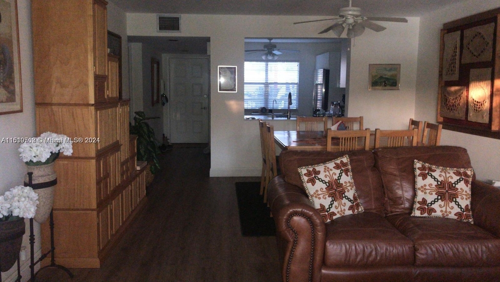 1101 Sw 128th Ter - Photo 3