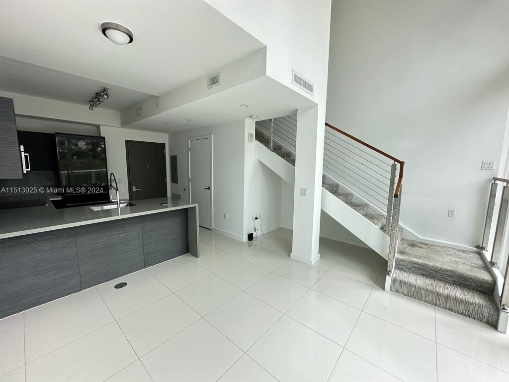 1080 Brickell Ave - Photo 2