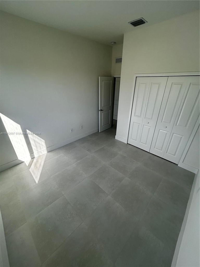 13355 Sw 197th Ter - Photo 16