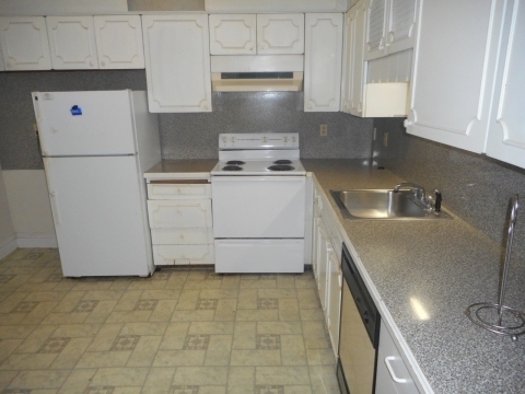 1200 Beacon St - Photo 3