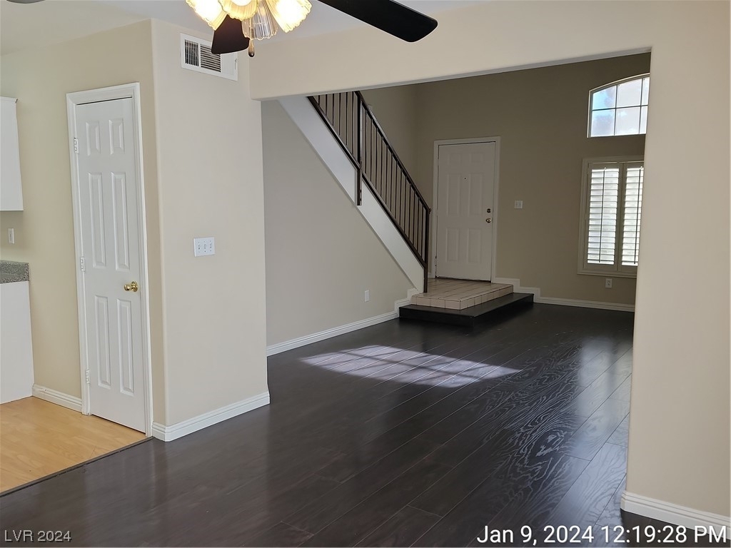 1606 Hennepin Drive - Photo 6