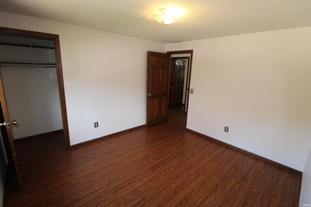 5332 Hartford Drive - Photo 3