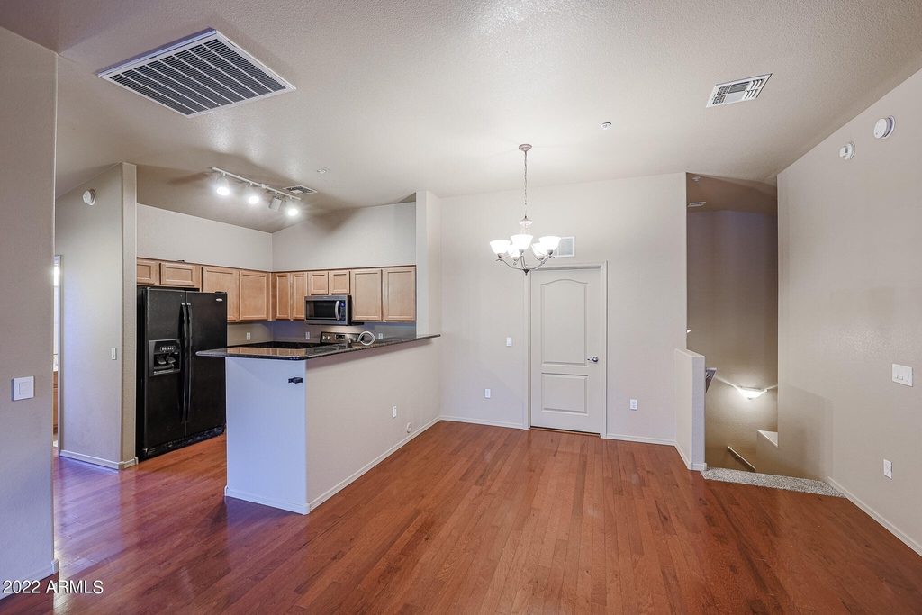 2401 E Rio Salado Parkway - Photo 6