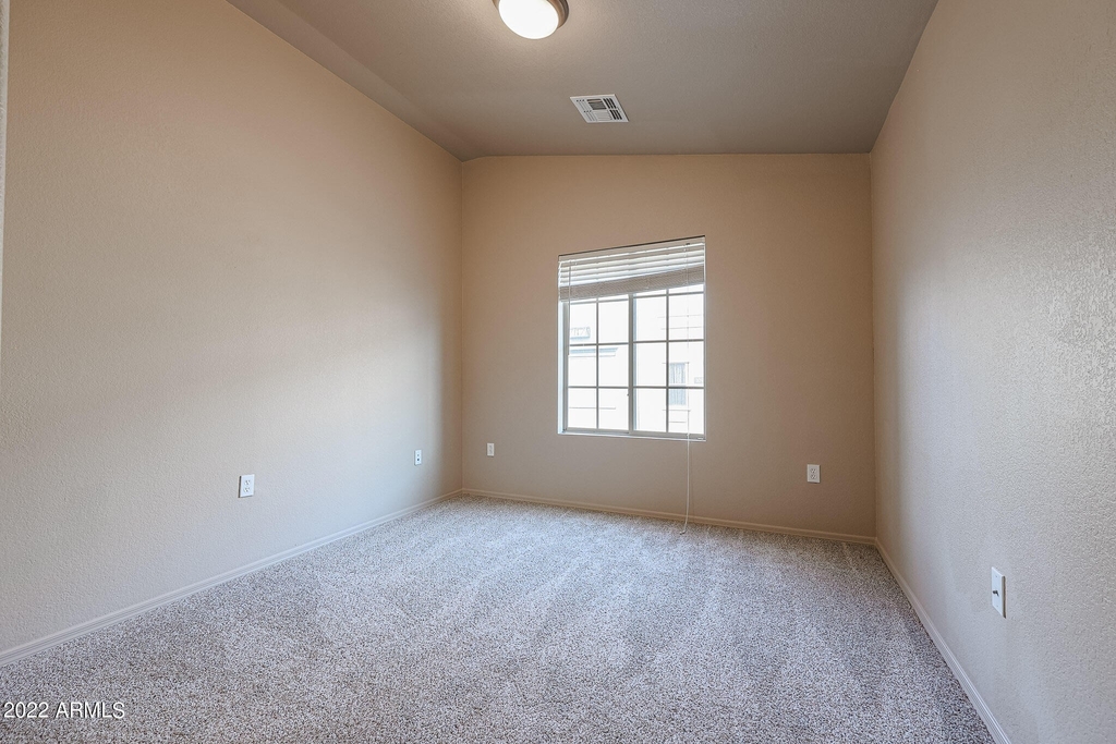 2401 E Rio Salado Parkway - Photo 11