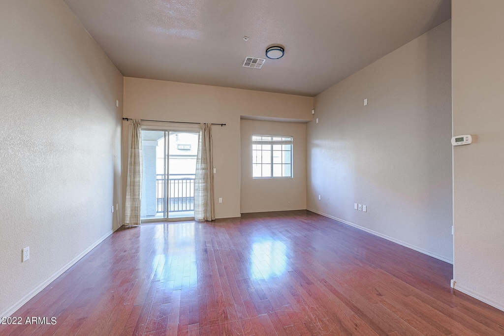 2401 E Rio Salado Parkway - Photo 4