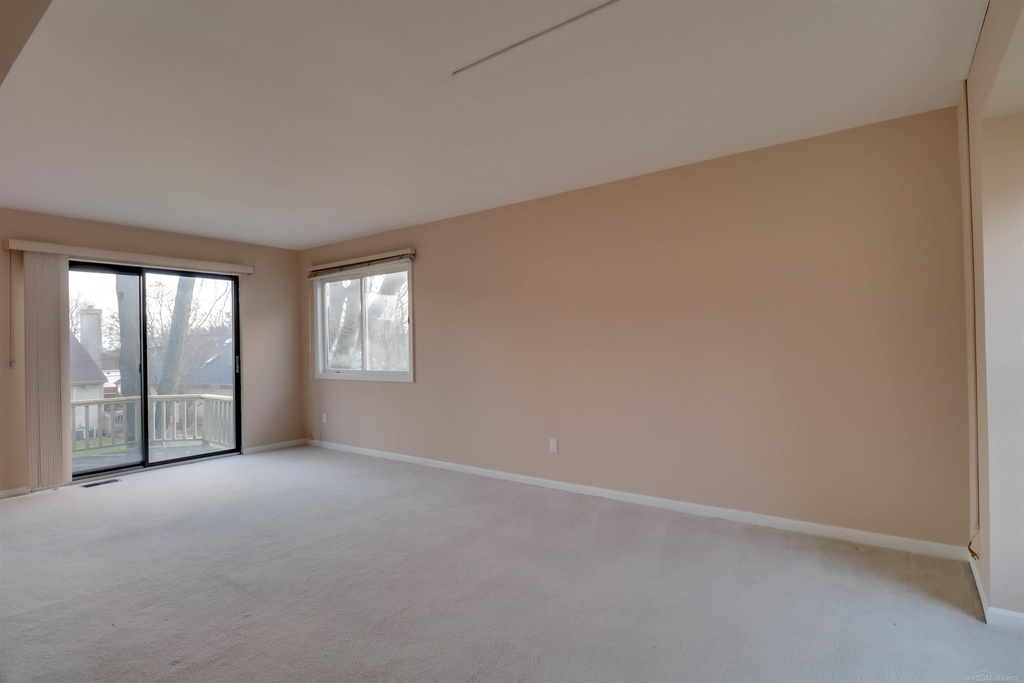 1609 Glen Meadow Ct - Photo 5