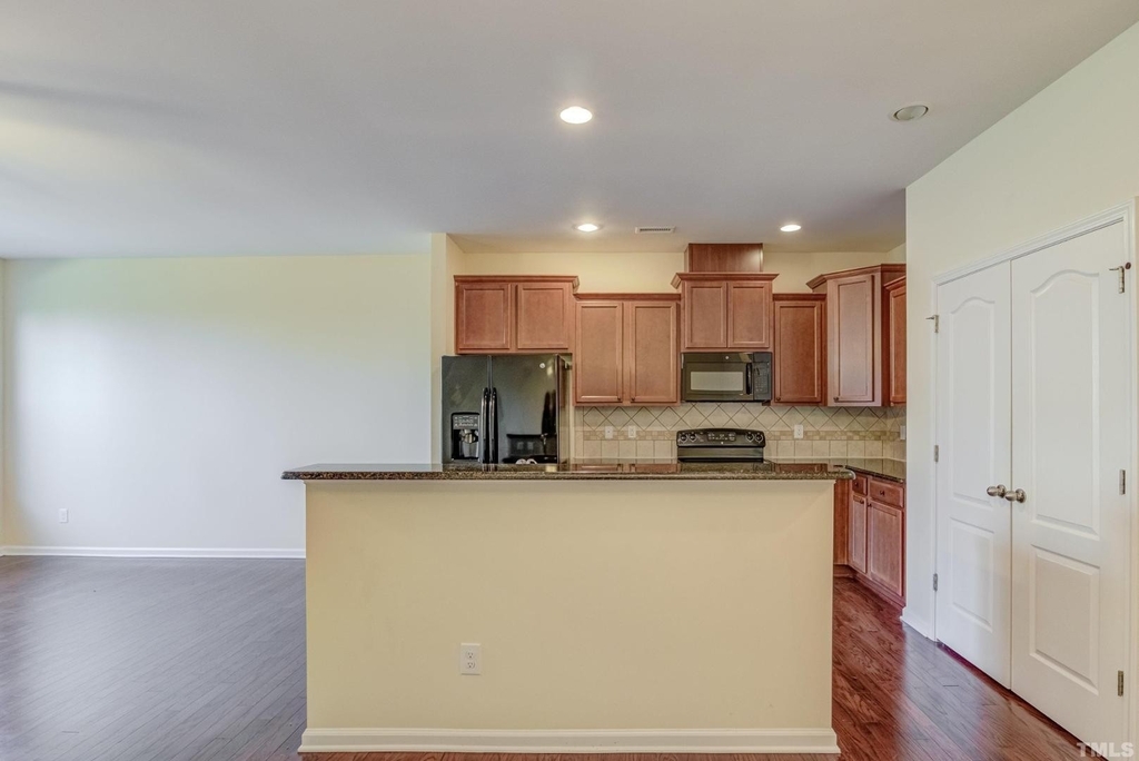 541 Panorama Park Place - Photo 13