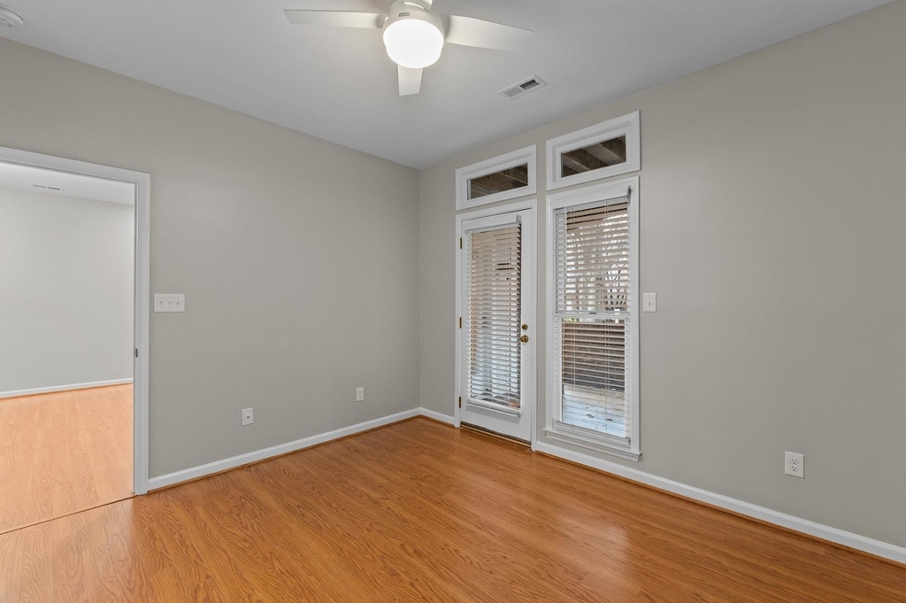 1062 Washington Street - Photo 13