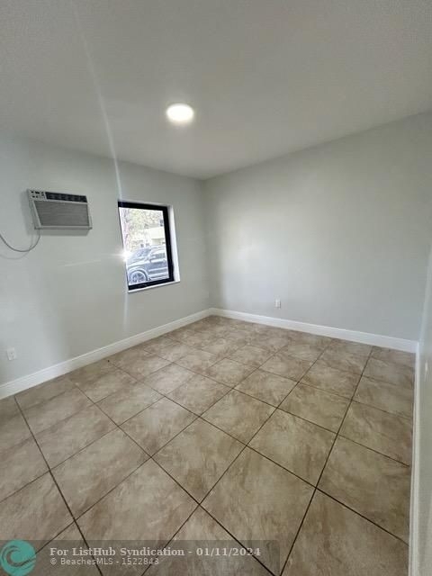 18257 Nw 23rd Ave - Photo 4