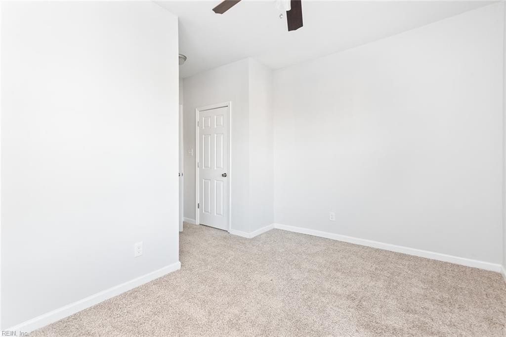 1053 Naval Avenue - Photo 6