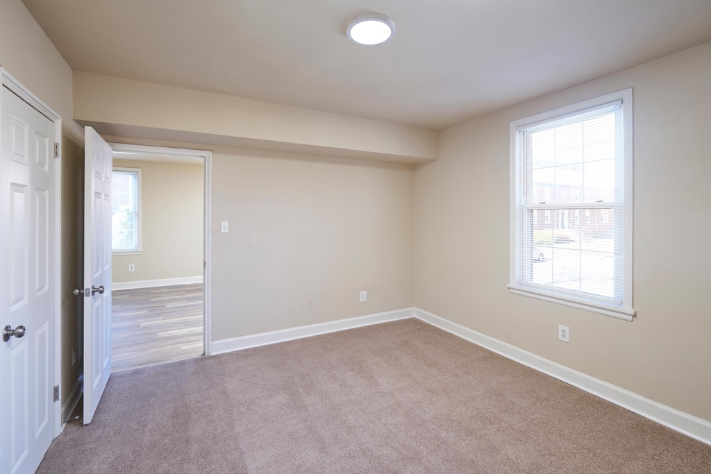 3904 Executive Avenue - Photo 9