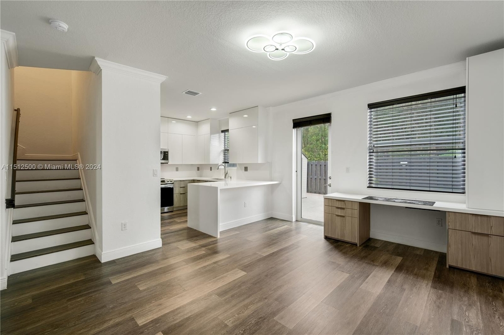 14705 Sw 22nd Ter - Photo 7