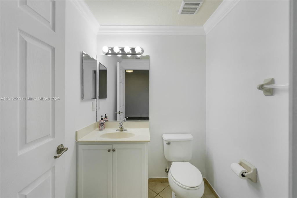 14705 Sw 22nd Ter - Photo 9