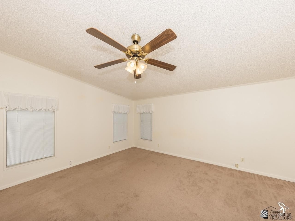 12736 E 46 St - Photo 22