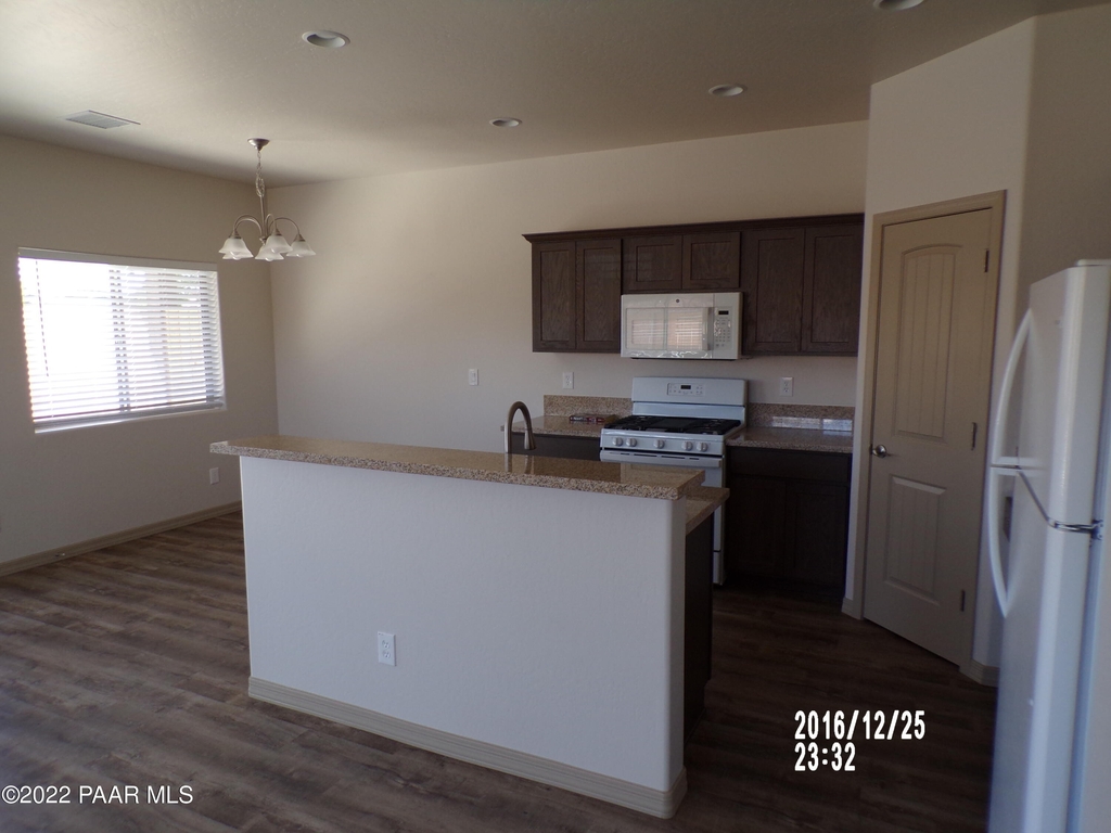 2924 N Yavapai Road - Photo 6